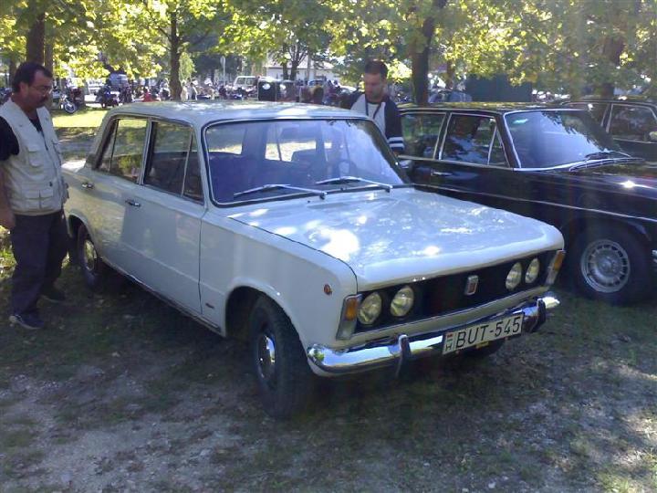 200609102275 (Medium).jpg